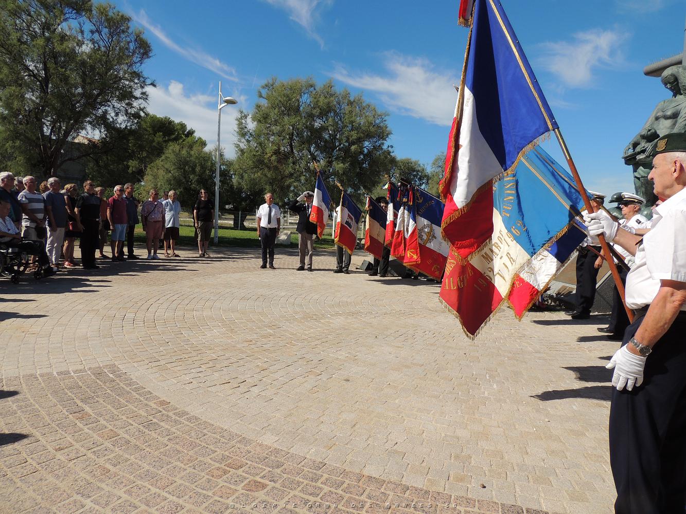 2022 08 21 TOULON HOMMAGE AUX MARINS DU SOUS MARIN LA GALATEE (15).JPG -           